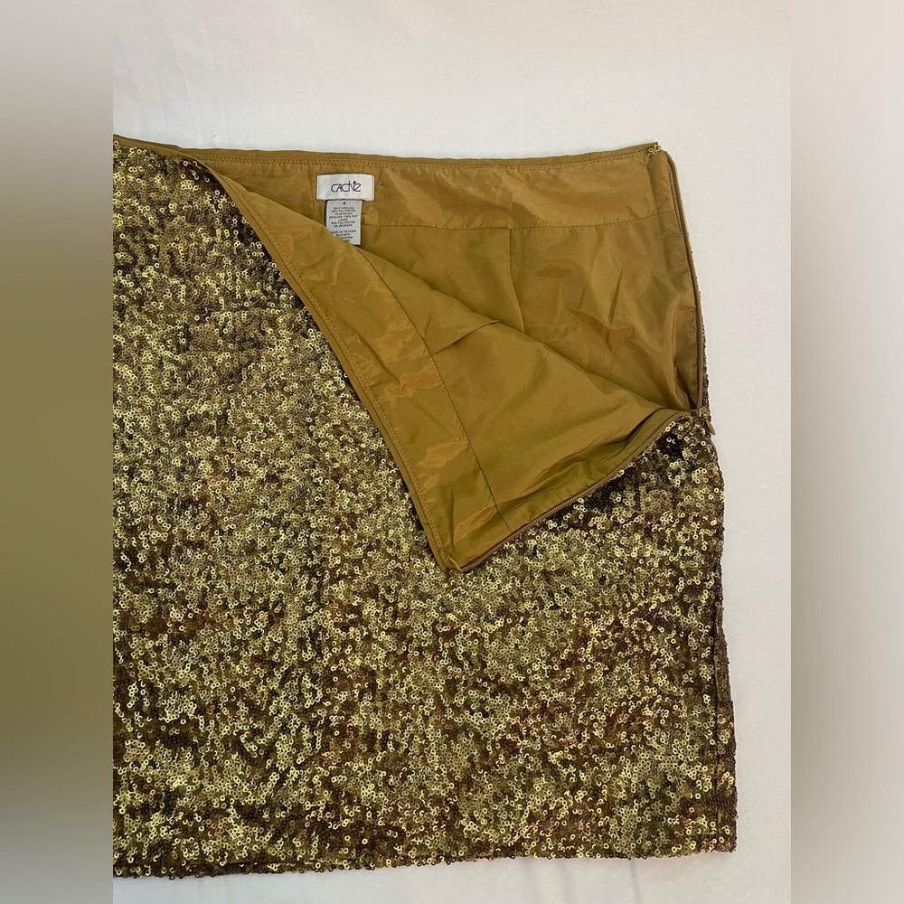 Cache Gold Sequin Mini Skirt; women’s size 8; perfect skirt for any occasion! - Picture 5 of 11
